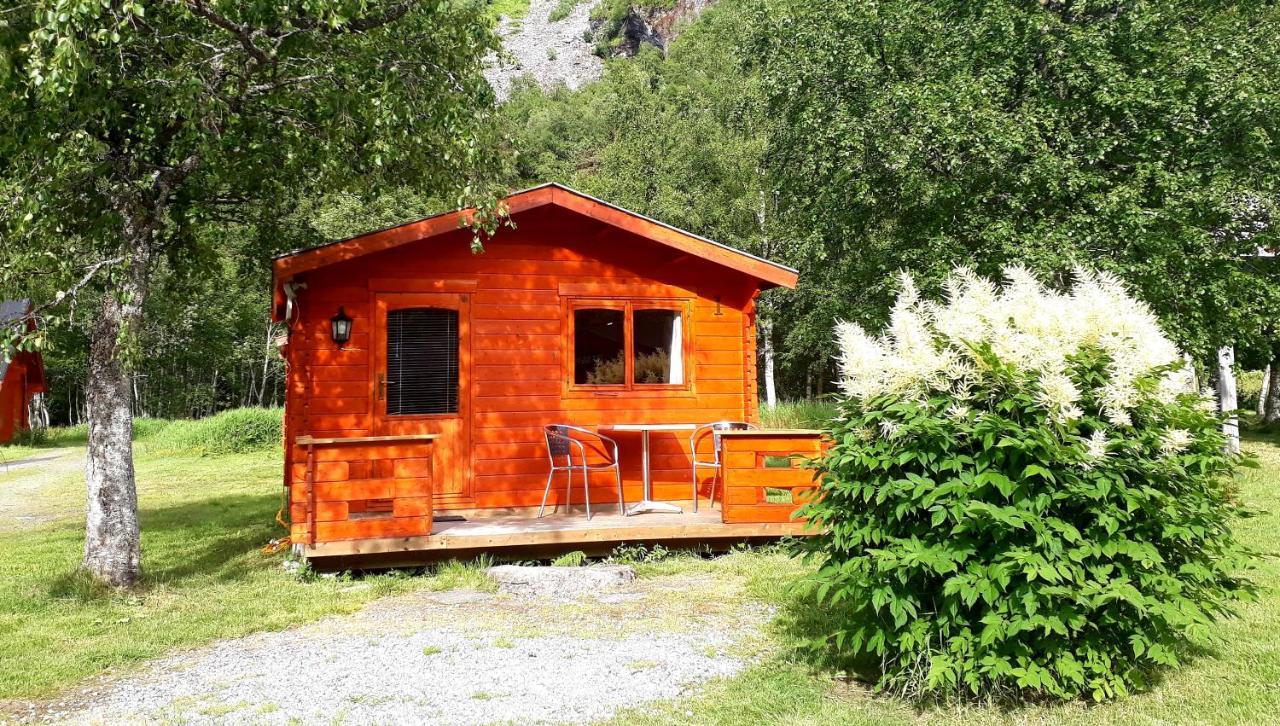 Dalen Gaard Camping Og Hytter Geiranger Exterior photo