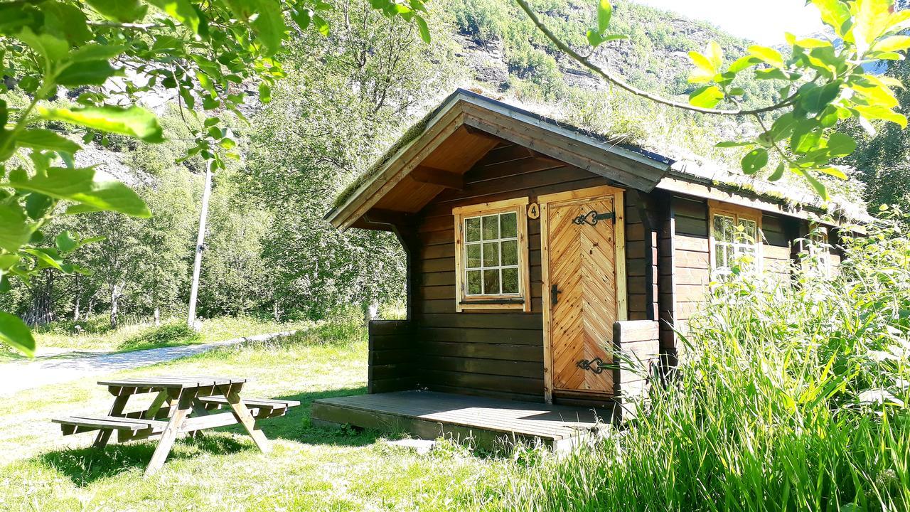 Dalen Gaard Camping Og Hytter Geiranger Exterior photo